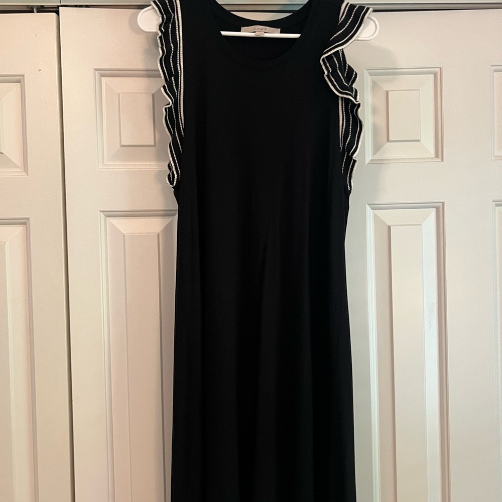 Women’s LOFT A-Line Sleeveless Ruffle Midi Dress